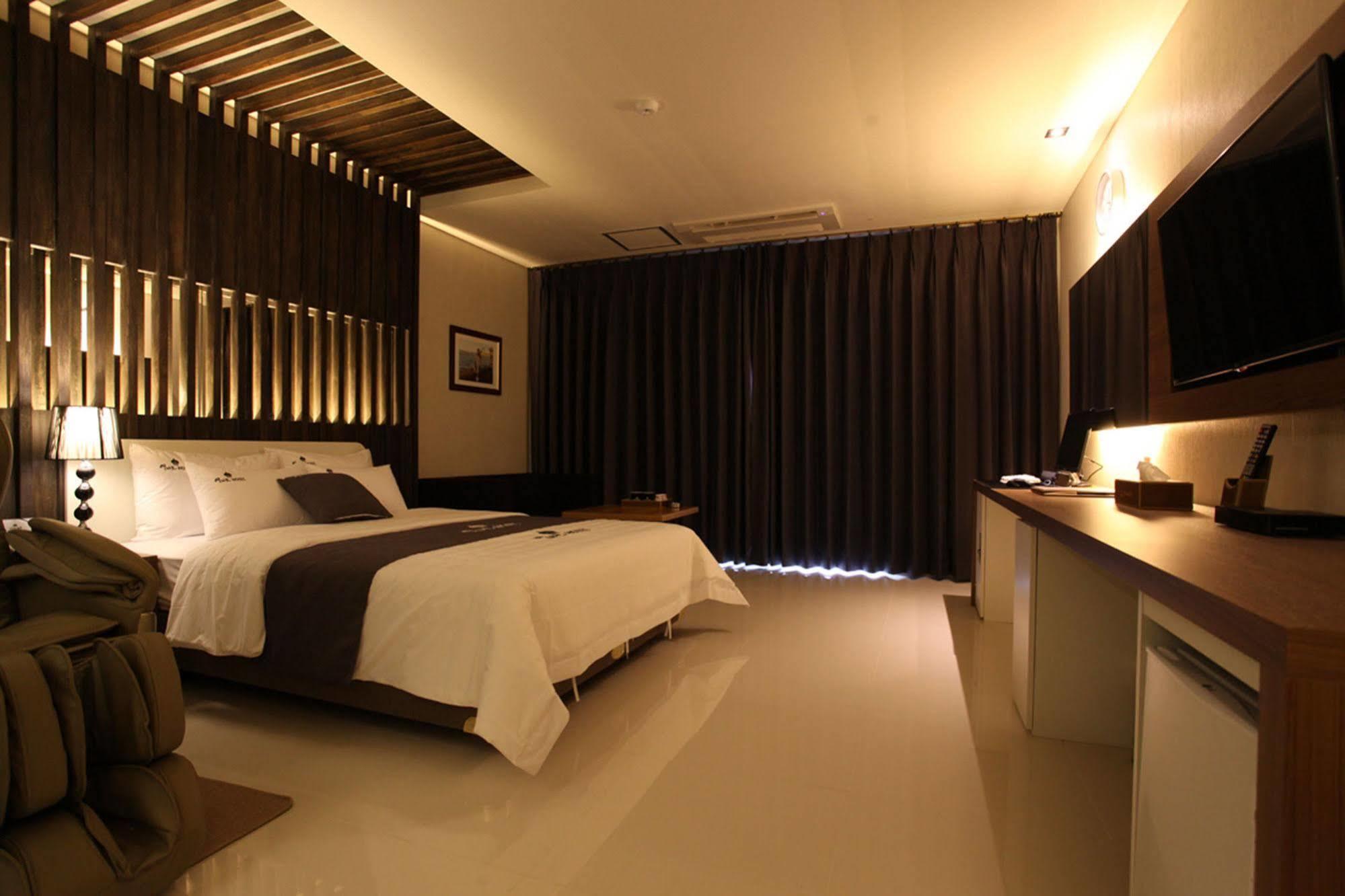 Drive In Hotel Tiamo Pocheon Exterior foto